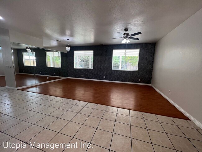 Foto del edificio - 5 br, 2.5 bath House - 11149  Daylilly St