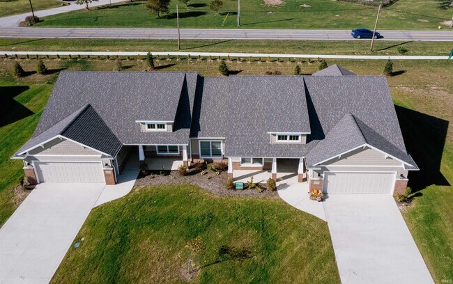 Foto del edificio - 3211 W Bartlett Dr