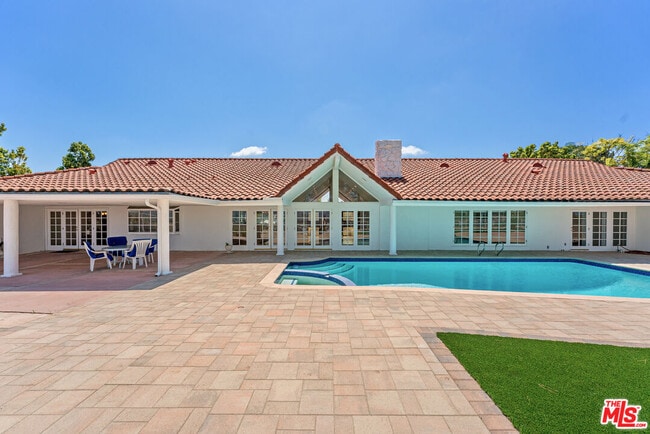 Building Photo - 4159 Regal Oak Dr
