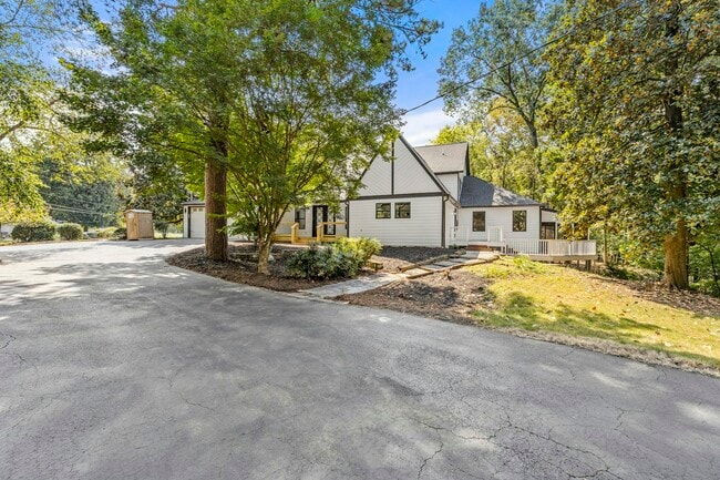 Photo - 1620 Chevron Way House