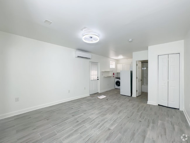 Building Photo - 8310 Flower Ave