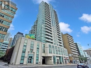 Building Photo - 212 Eglinton Ave E