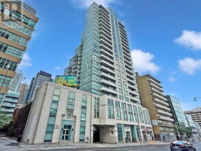 Building Photo - 212 Eglinton Ave E