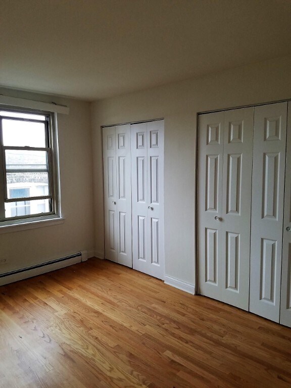 Foto del edificio - 3732 N Pine Grove Ave