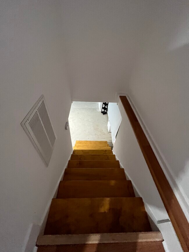 Foto del edificio - 111 Bethpage Rd