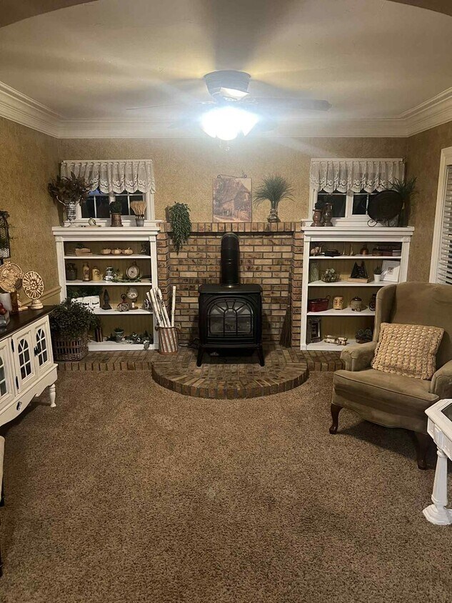 Foto principal - 1045 N 5th W