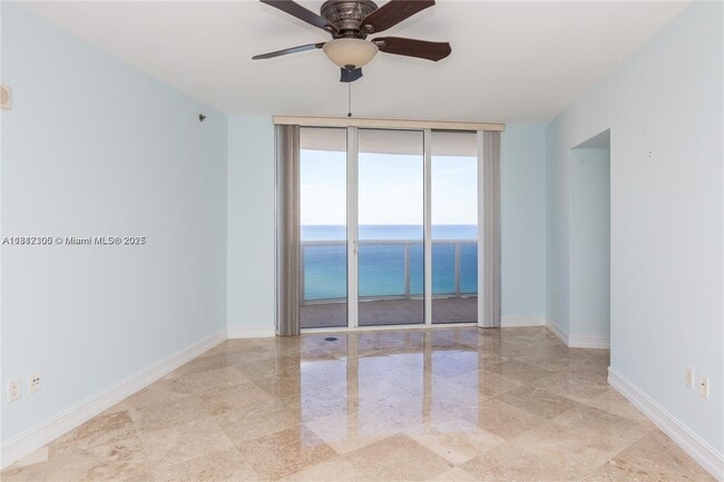 Building Photo - 17201 Collins Ave