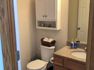 Foto del edificio - 6028 Glenbrook Ln