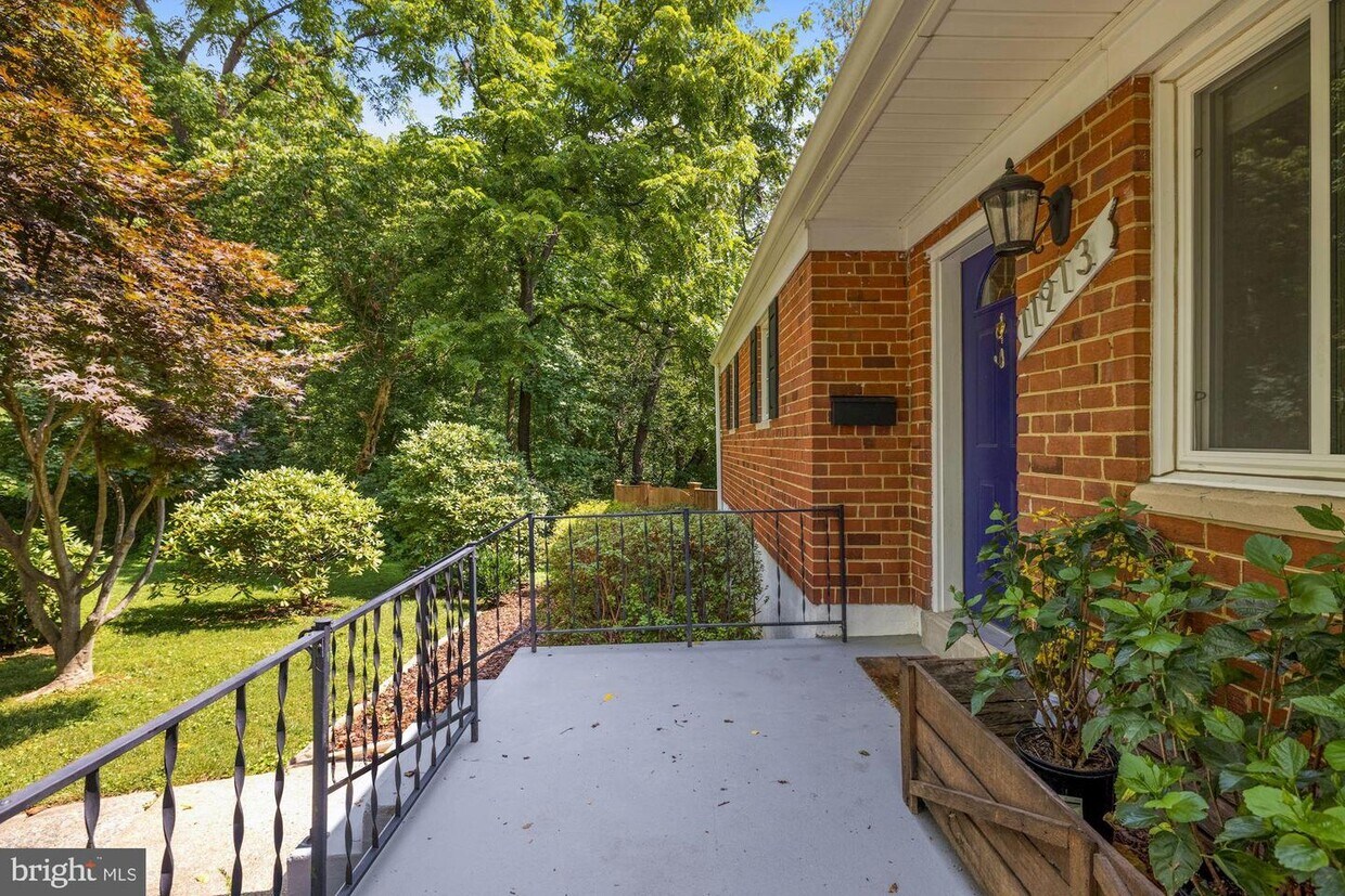 11913 Ashley Dr, Rockville, MD 20852 House Rental in Rockville, MD
