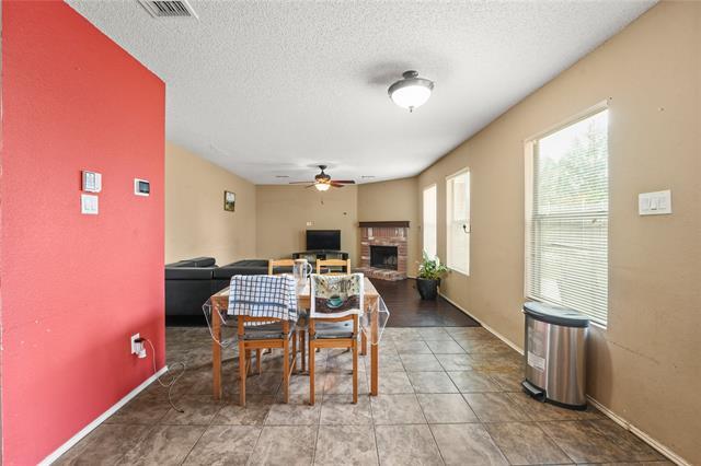 Foto del edificio - 2305 Brinlee Branch Ln