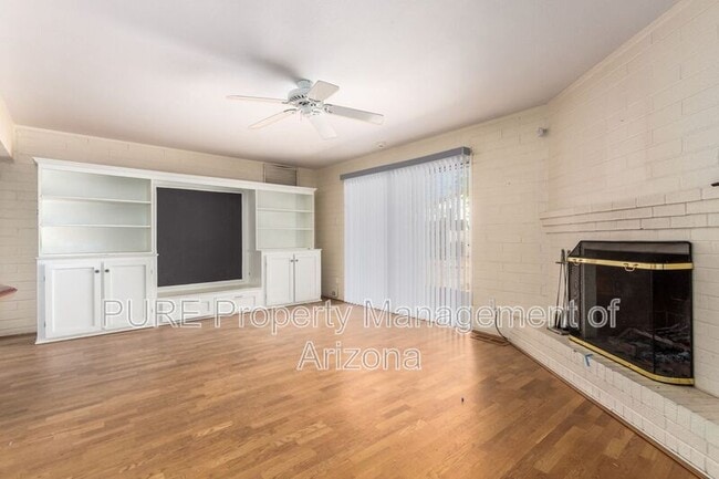 Photo - 7608 E 4th St House