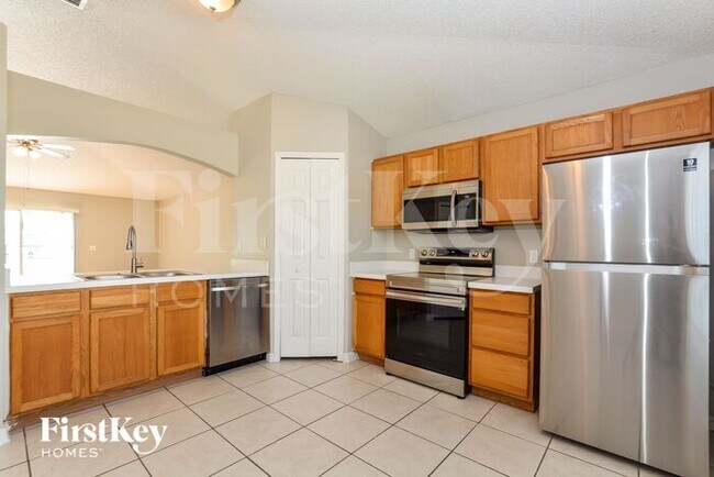 Building Photo - 938 Leeward Dr