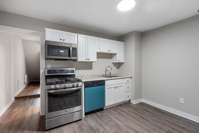 Foto del edificio - 832-834-834 Windom St