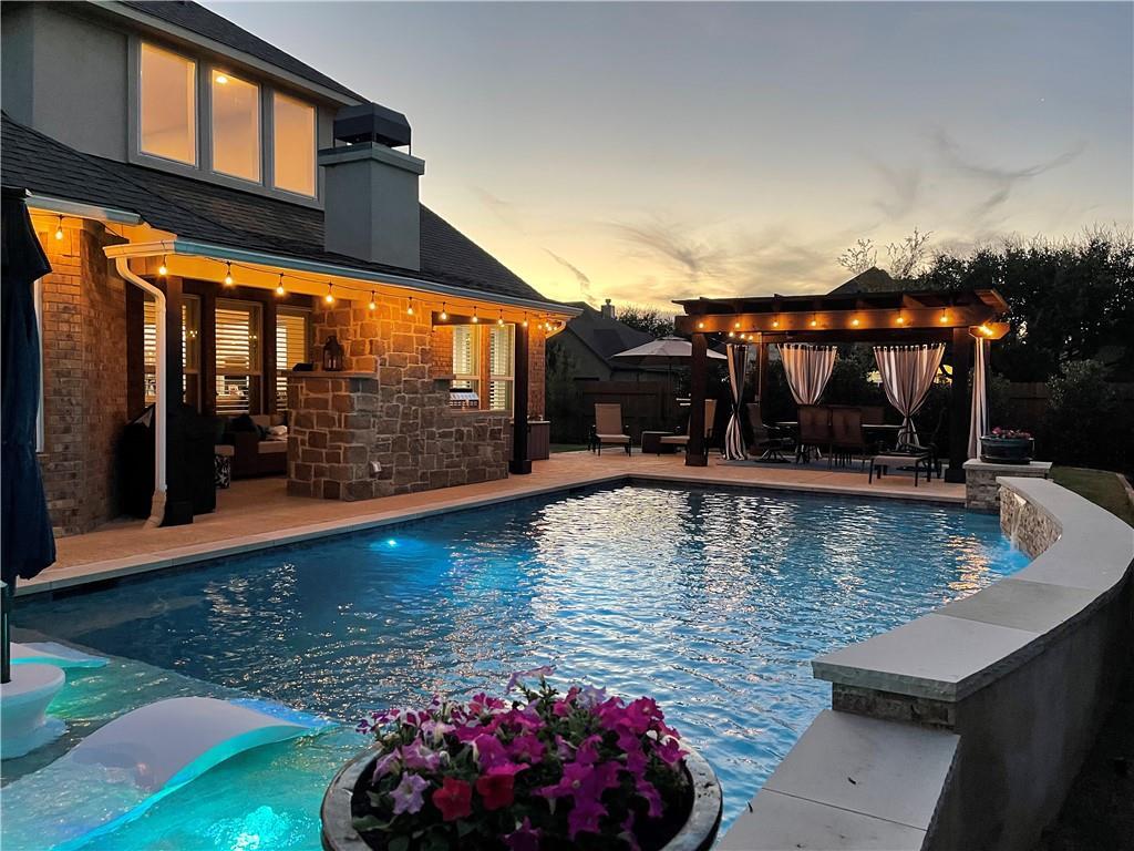 Foto principal - 1520 Rimstone Dr