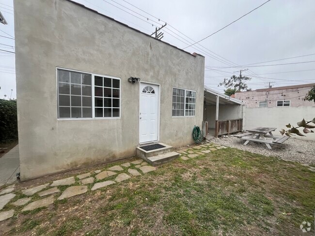 Building Photo - 849 San Miguel Ave