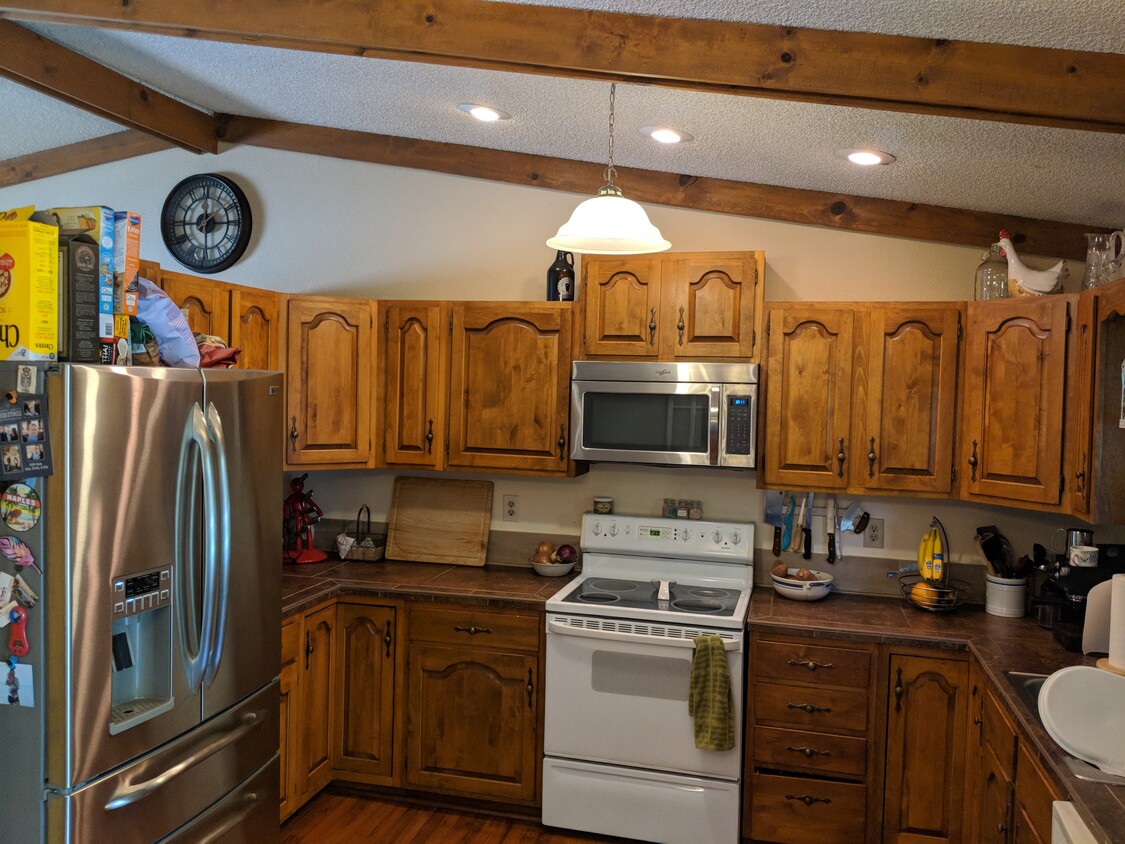 Foto del edificio - 6004 Little Johnny Dr