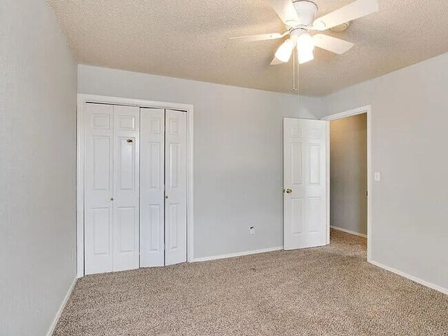 Photo - NORMAN, OKLAHOMA - MINUTES TO UNIVERSITY OF OKLAHOMA House