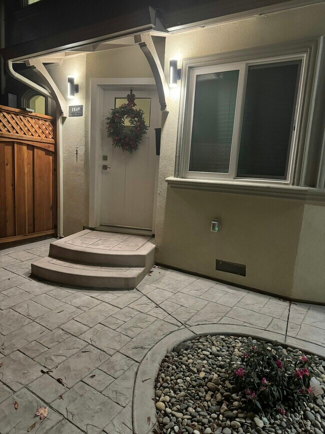 Foto del edificio - 1849 Potrero Dr