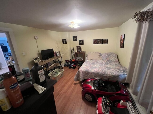 Building Photo - 25 Park Ave