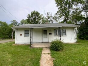 Building Photo - 847 E Seminary St
