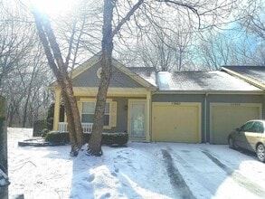 Building Photo - 13902 S Oakdale Ct