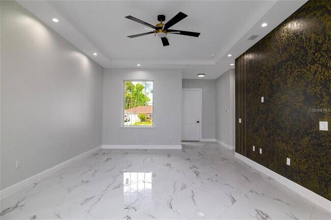 Foto del edificio - 20 Pine Hill Ln