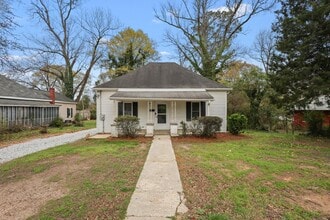 Building Photo - 414 Cambridge St