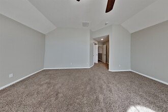 Building Photo - 3202 Stoneydale Ln