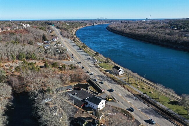 Foto del edificio - 825 Scenic Hwy