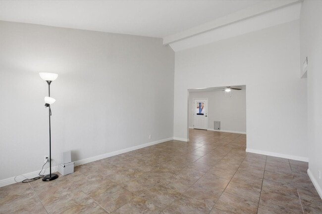 Building Photo - 656 W Pecos Ave