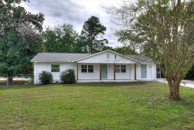 Building Photo - 3602 Kentwood Dr