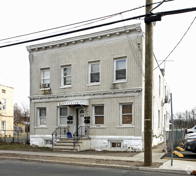 Foto del edificio - 126-128 Talmadge Ave