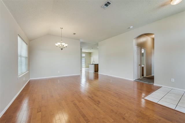 Building Photo - 2100 Pecan Creek Dr