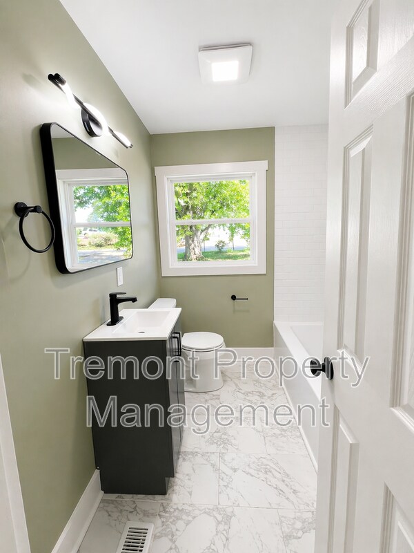 Foto del edificio - 5201 Tanner St