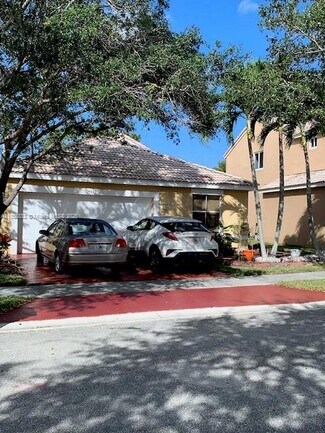 Building Photo - 944 Savannah Falls Dr