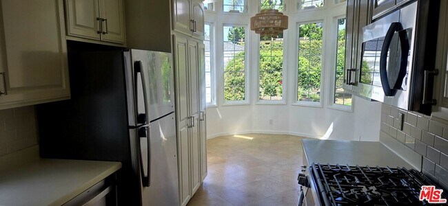 Foto del edificio - 8323 S Georgetown Ave