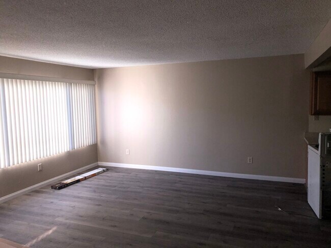 Living room - 1298 N Cuyamaca St