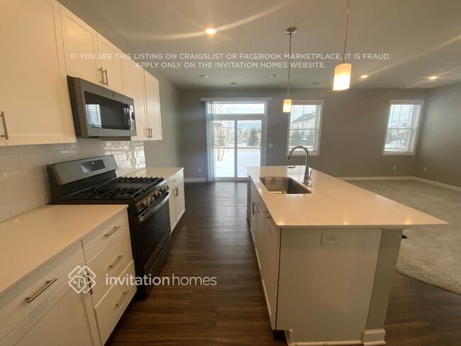 Foto del edificio - 16700 Dunkirk Cir N