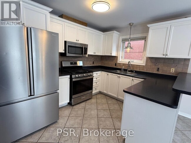 Building Photo - 5510 Red Brush Dr