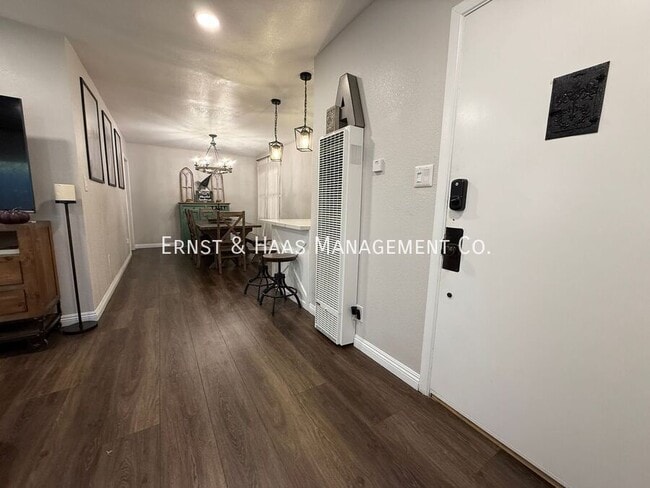 Foto del edificio - 1120 East E Street