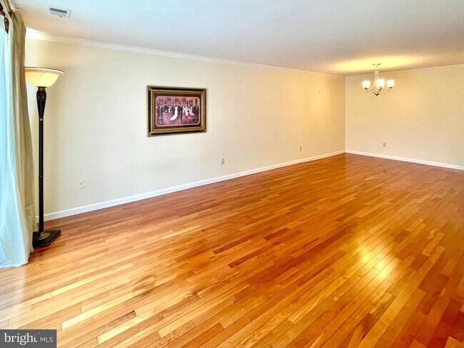 Foto del edificio - 2817 Jermantown Rd