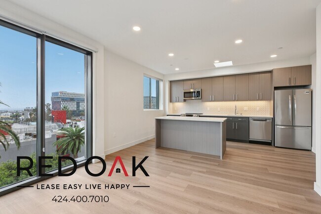 Foto del edificio - 5717 Carlton Way