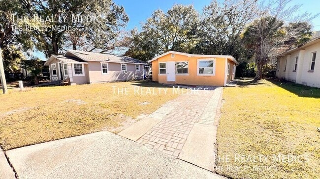 Building Photo - 854 Klondike Ave