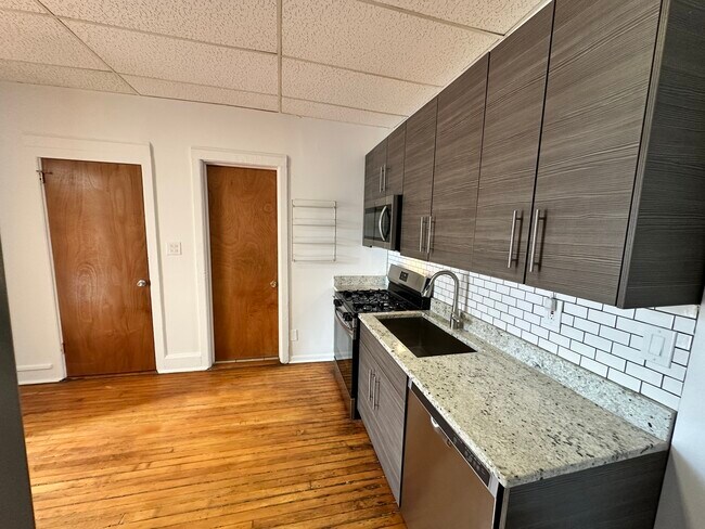 Foto del edificio - 1302 N Cleaver St
