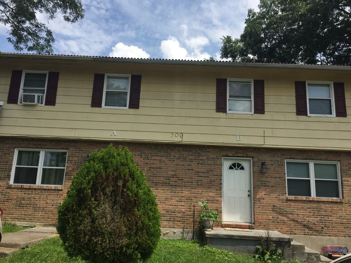500 Terry Ave, Oak Hill, WV 25901 Townhome Rentals in Oak Hill WV