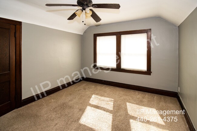 Foto del edificio - Cozy 2 Bedroom, 1 Bathroom Apartment in Ga...