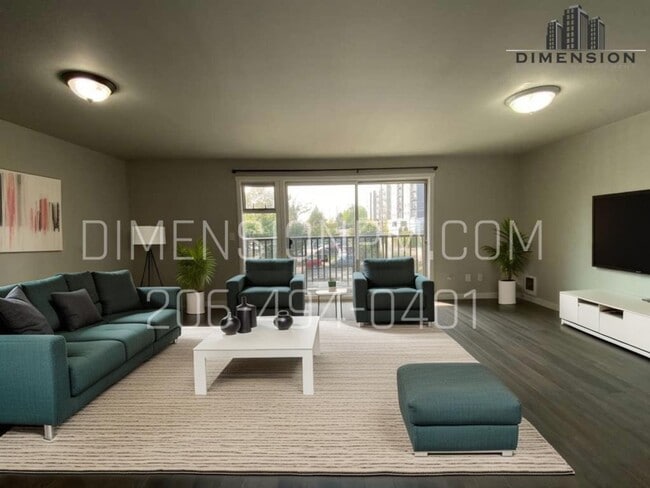 Interior Photo - Avilon