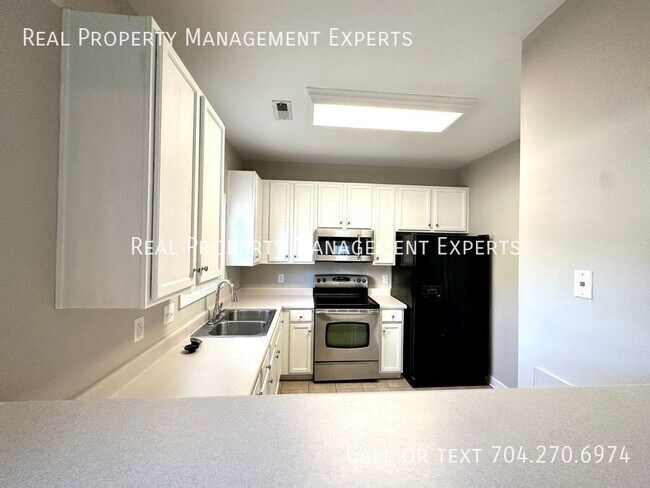 Foto del edificio - 12347 Walden Lea Dr