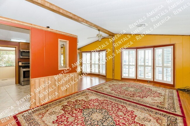 Foto del edificio - 10684 N Stromboli Ave