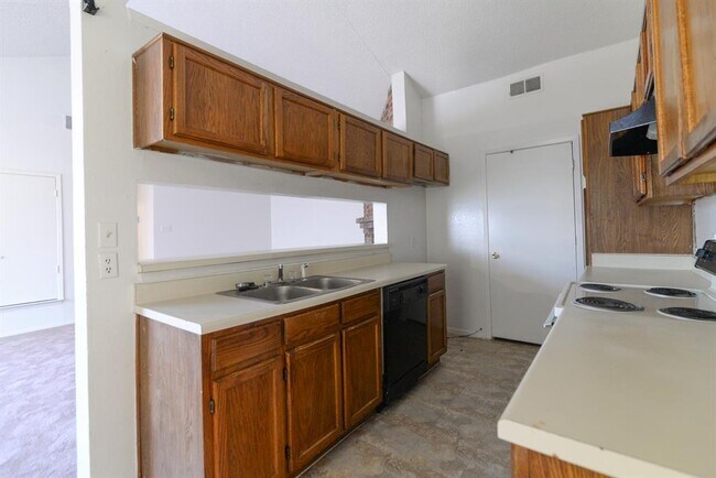Building Photo - 1754 Carrington Dr